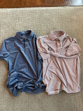 2- Mens large Vineyard Vines performance polos